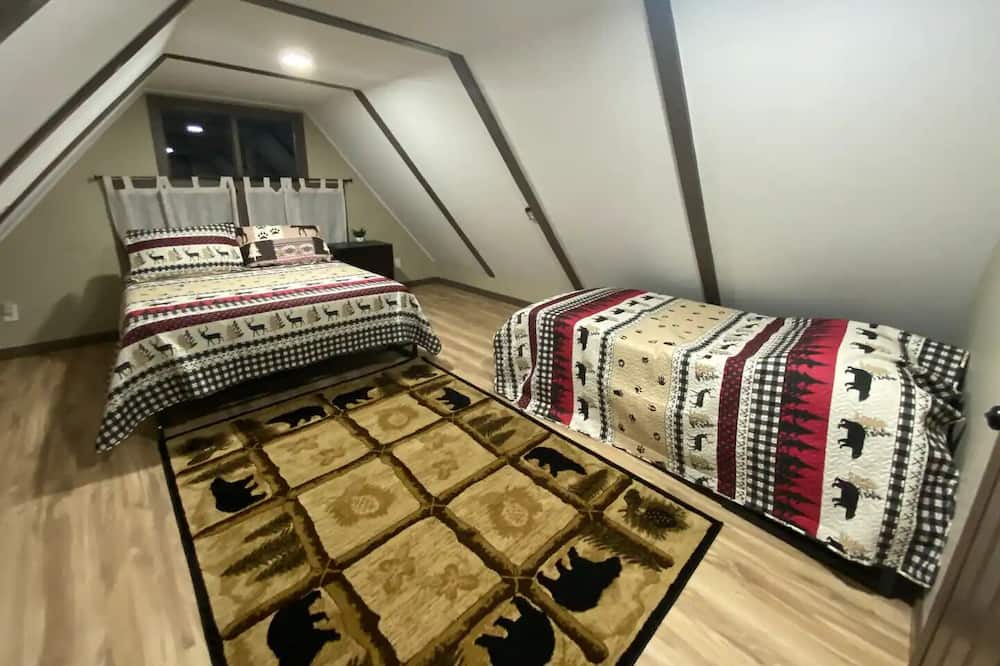 Photo of Bedroom in Sunset
