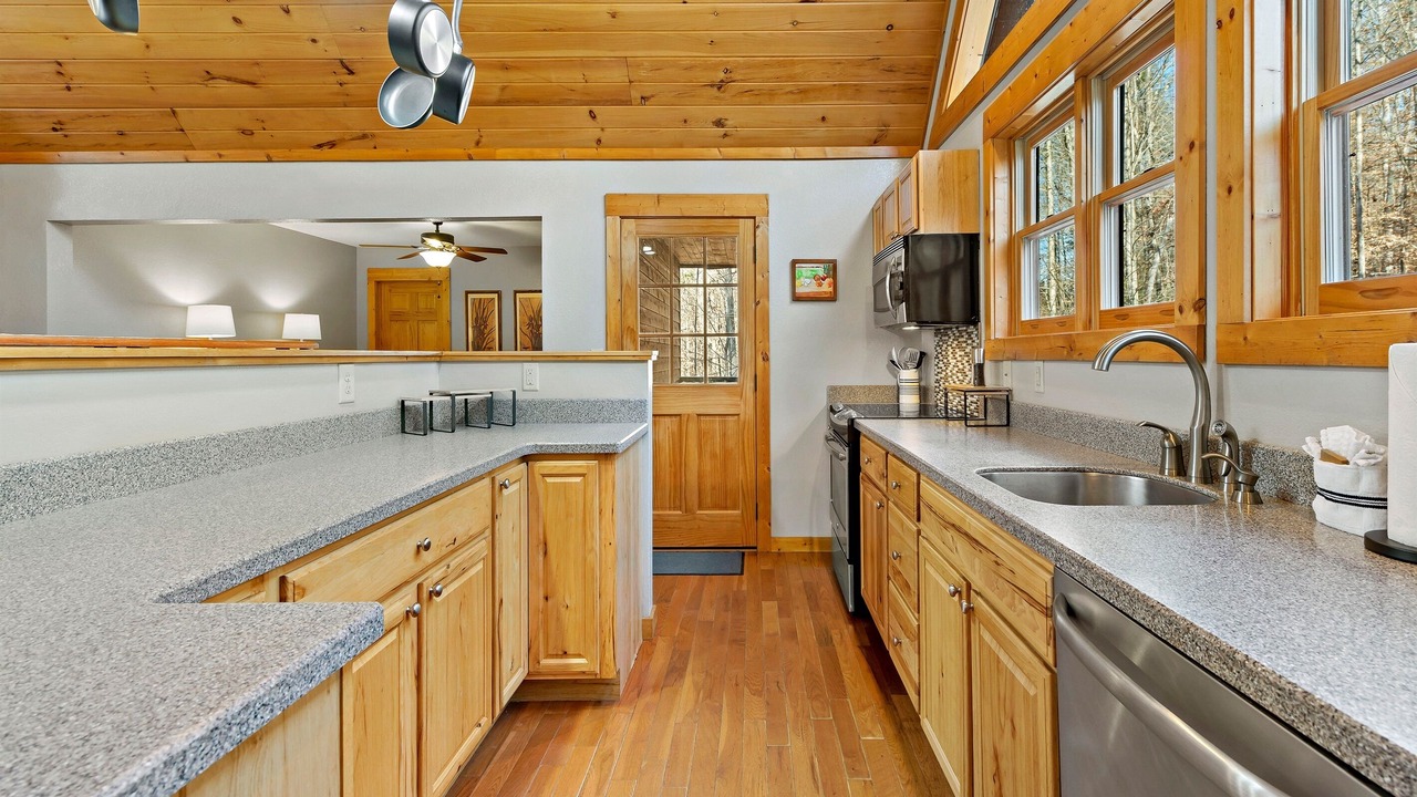 Photo of Kitchen in Clearwater Creek