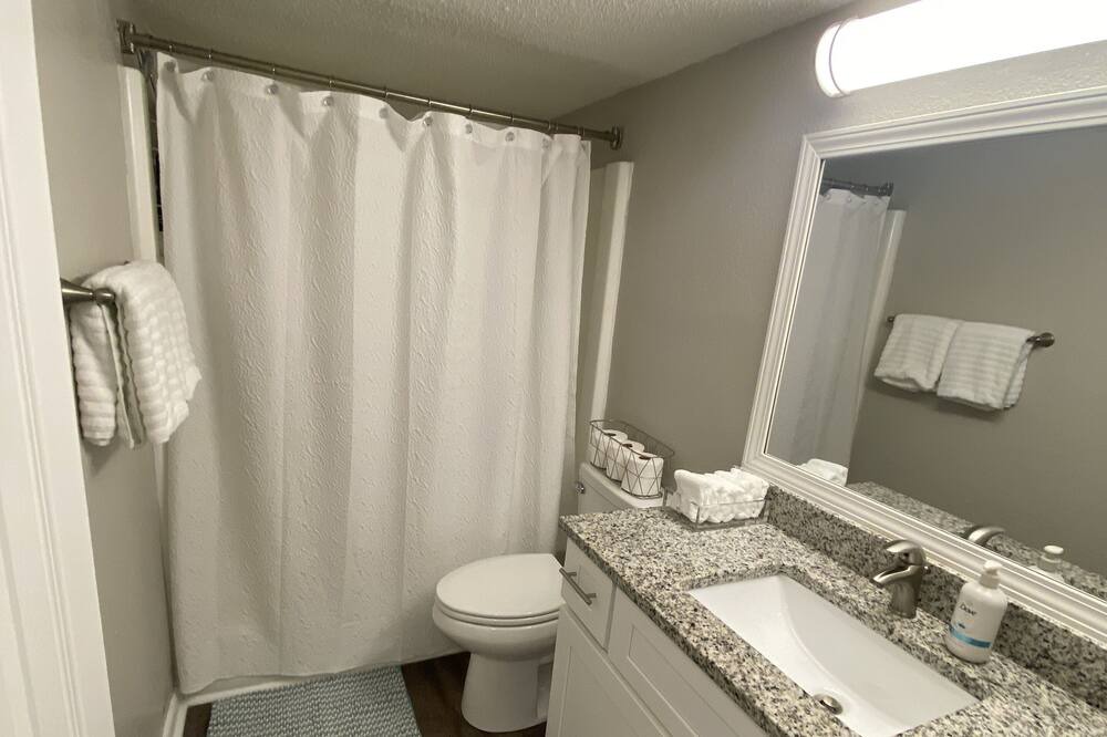 Photo of Bathroom in Hoover