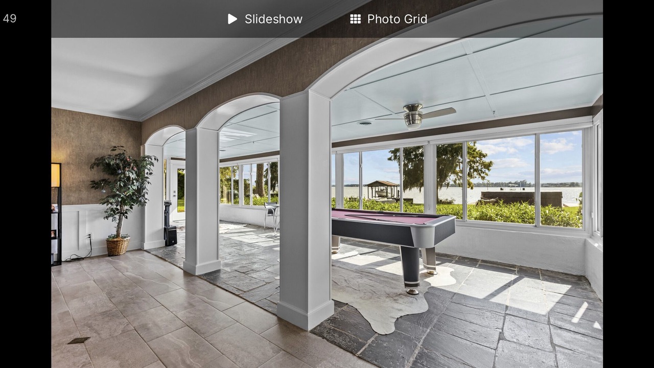 Photo of Patio Balcony in River Road