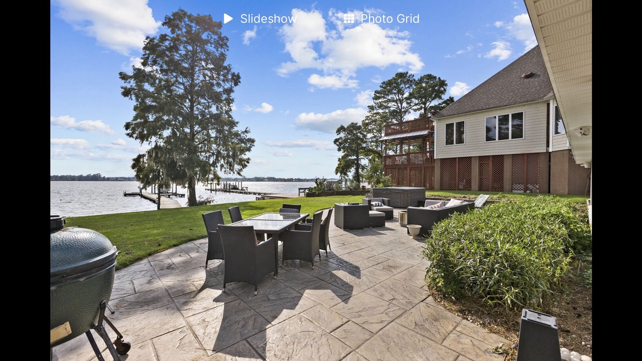 Photo of Outdoor in River Road