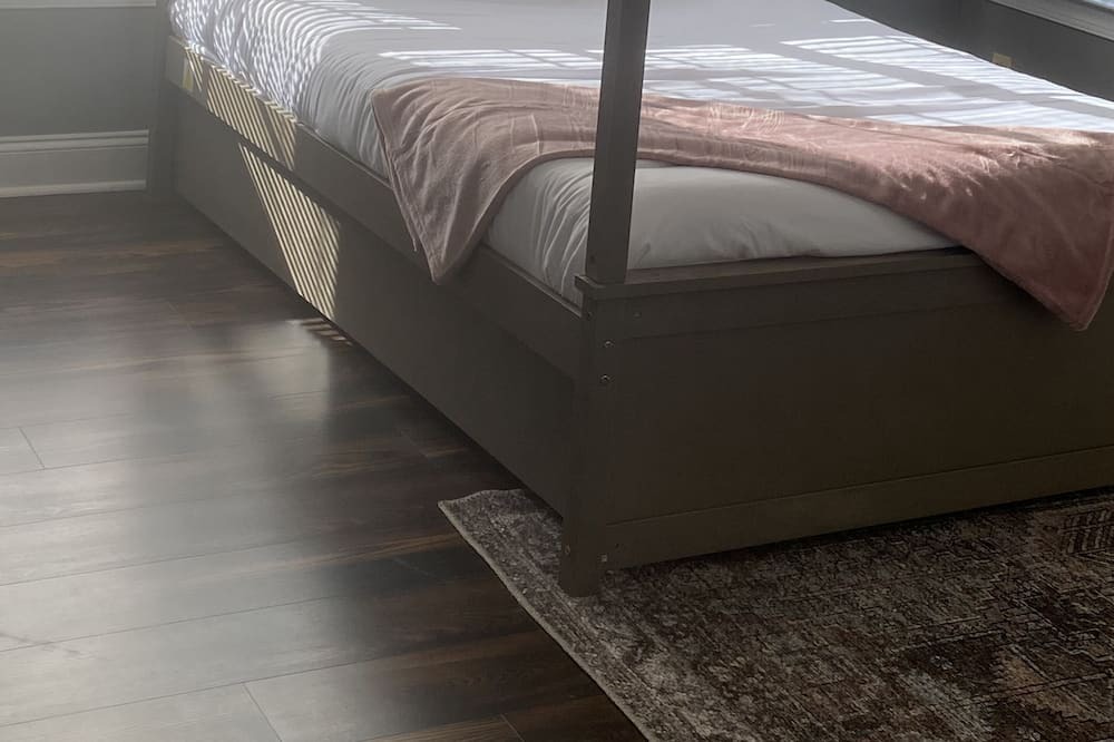 Photo of Bedroom in Steele Creek