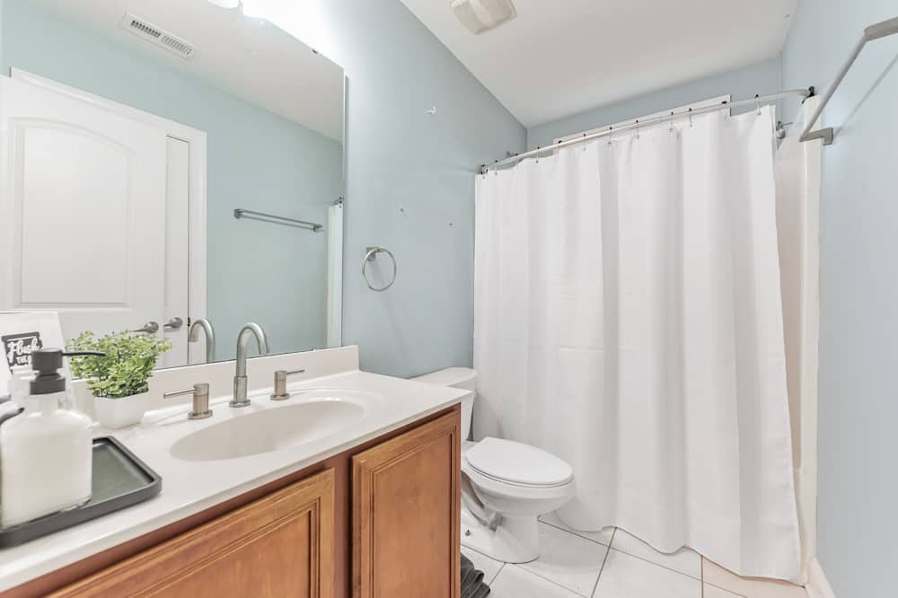 Photo of Bathroom in Steele Creek