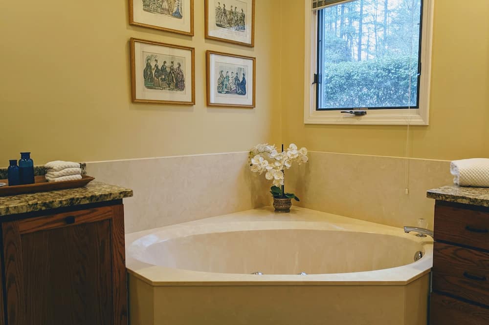 Photo of Bathroom in Kenmure