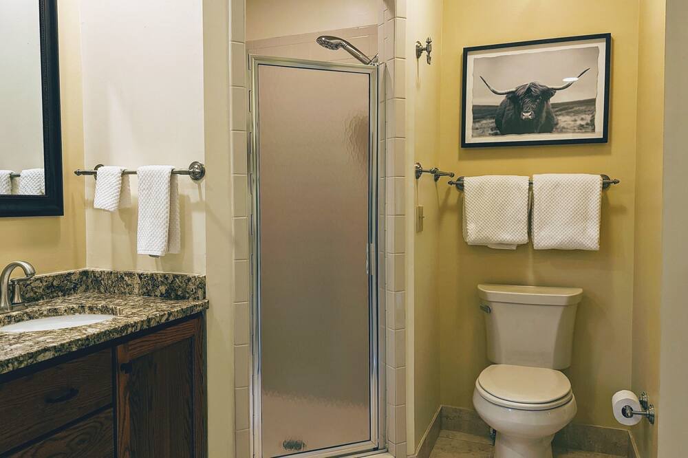 Photo of Bathroom in Kenmure