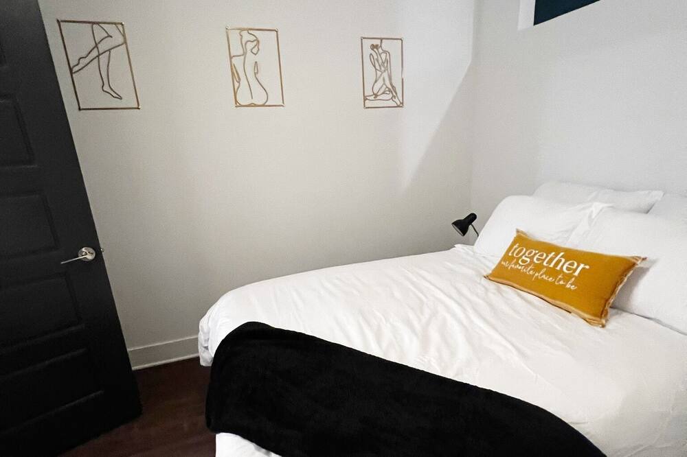 Photo of Bedroom in Rutledge Hill