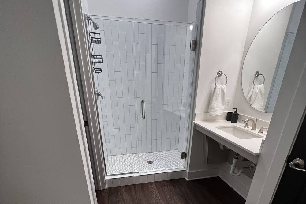 Photo of Bathroom in Rutledge Hill