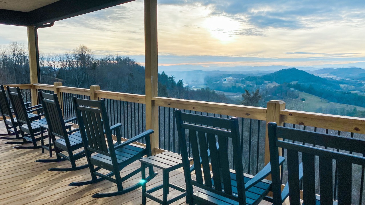 Photo of Outdoor in Hendersonville
