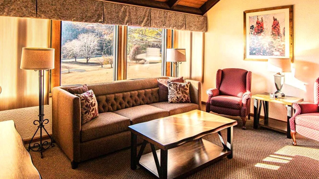 Photo of Livingroom in Lake Lure