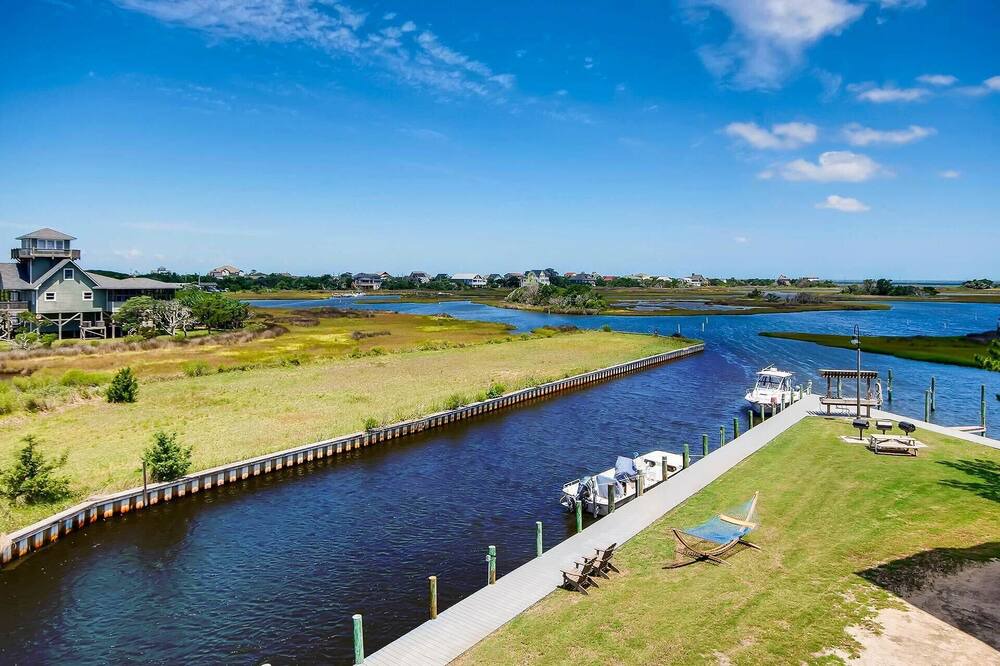 Photo of Others in Hatteras