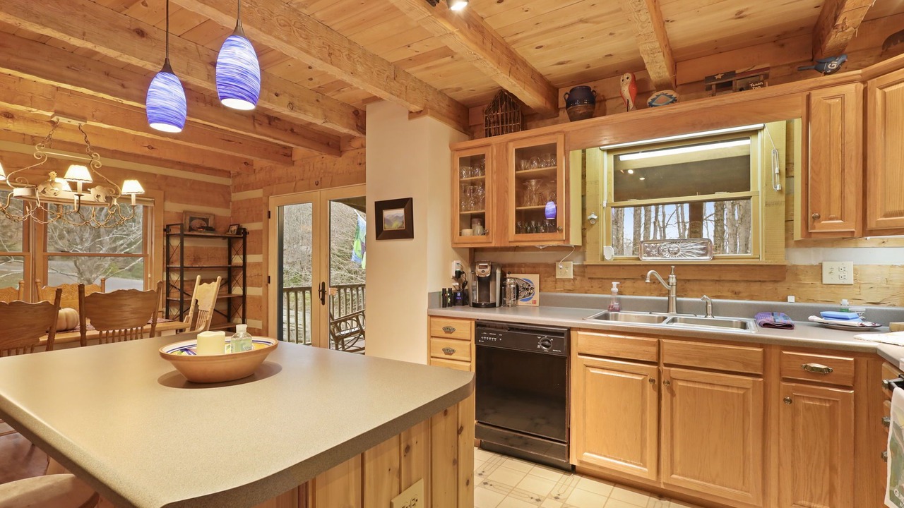 Photo of Kitchen in Seven Devils
