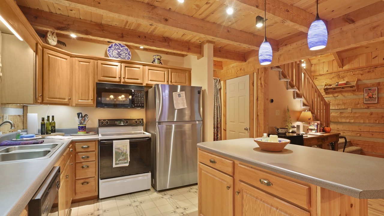 Photo of Kitchen in Seven Devils