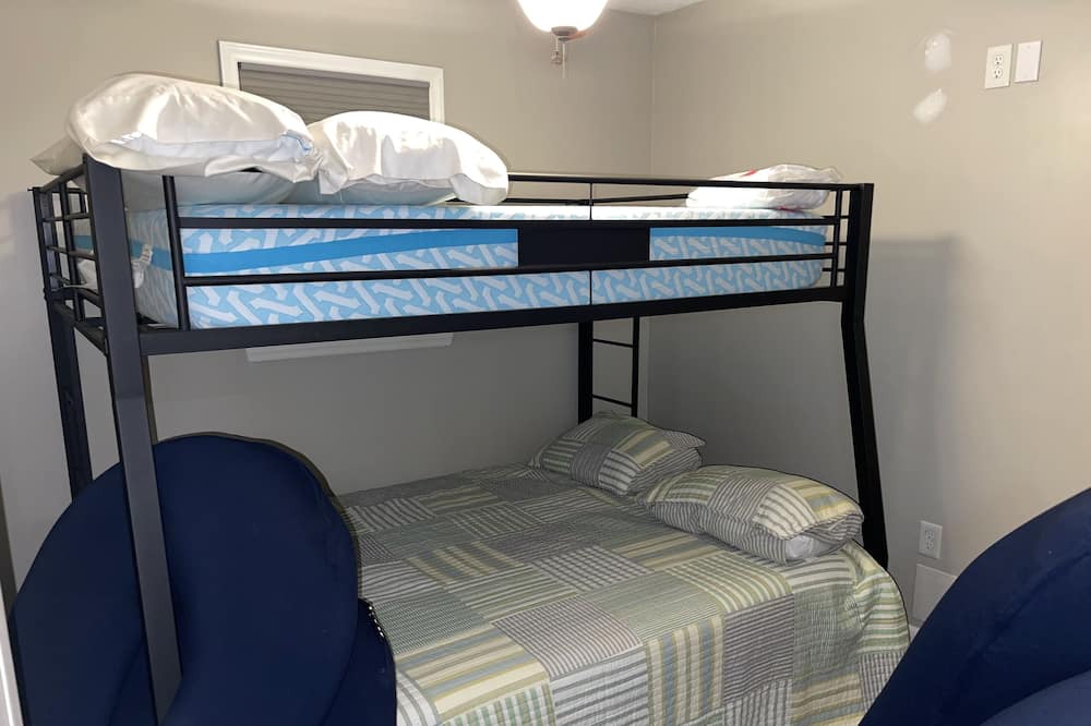 Photo of Bedroom in Asbury