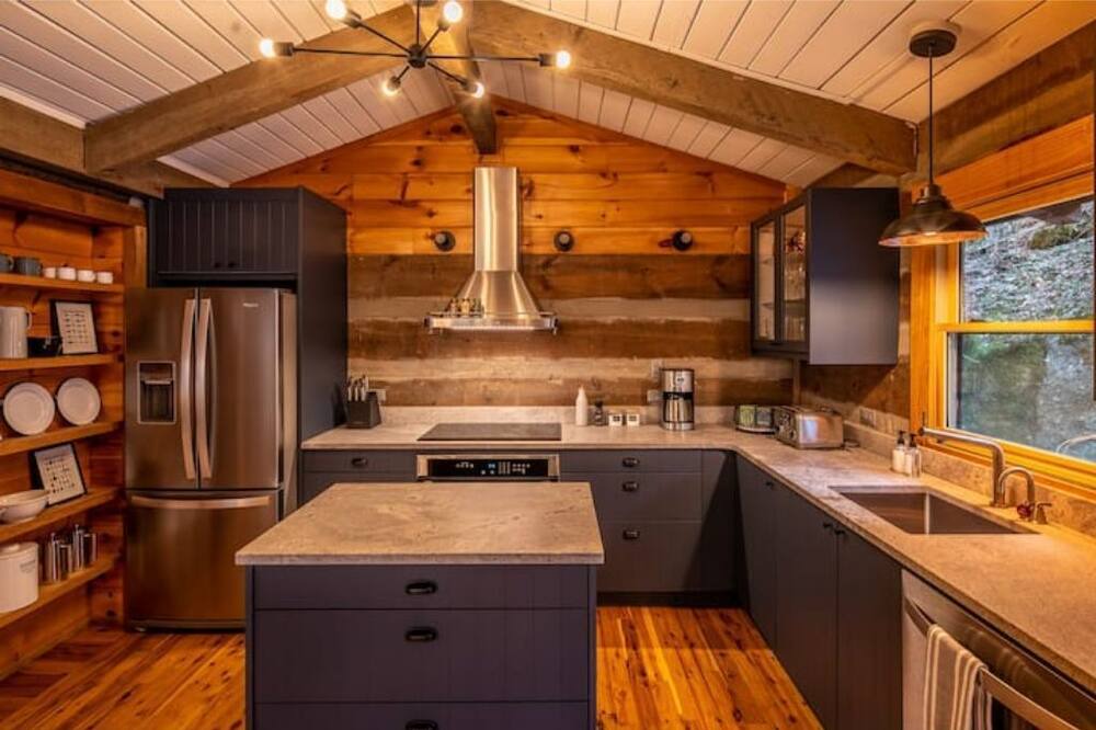 Photo of Kitchen in Apple Ridge
