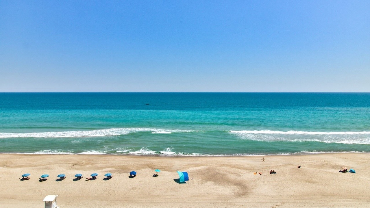 Photo of Others in Wilmington Beach