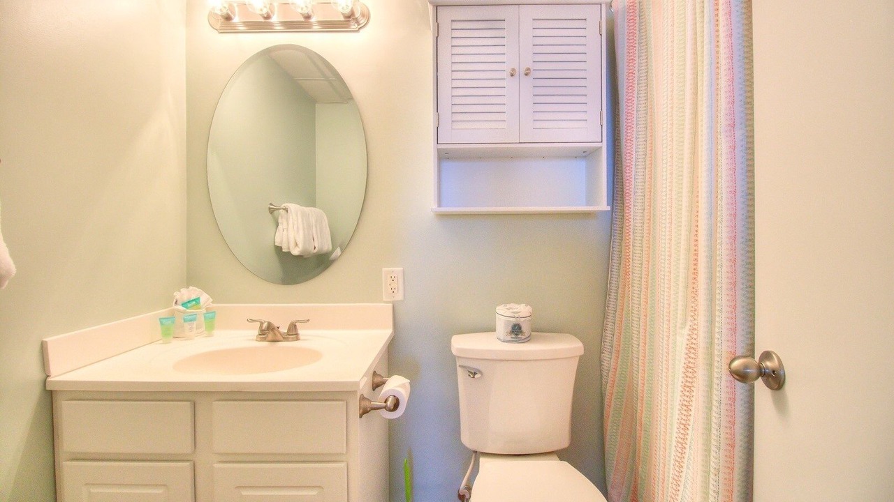 Photo of Bathroom in Wilmington Beach