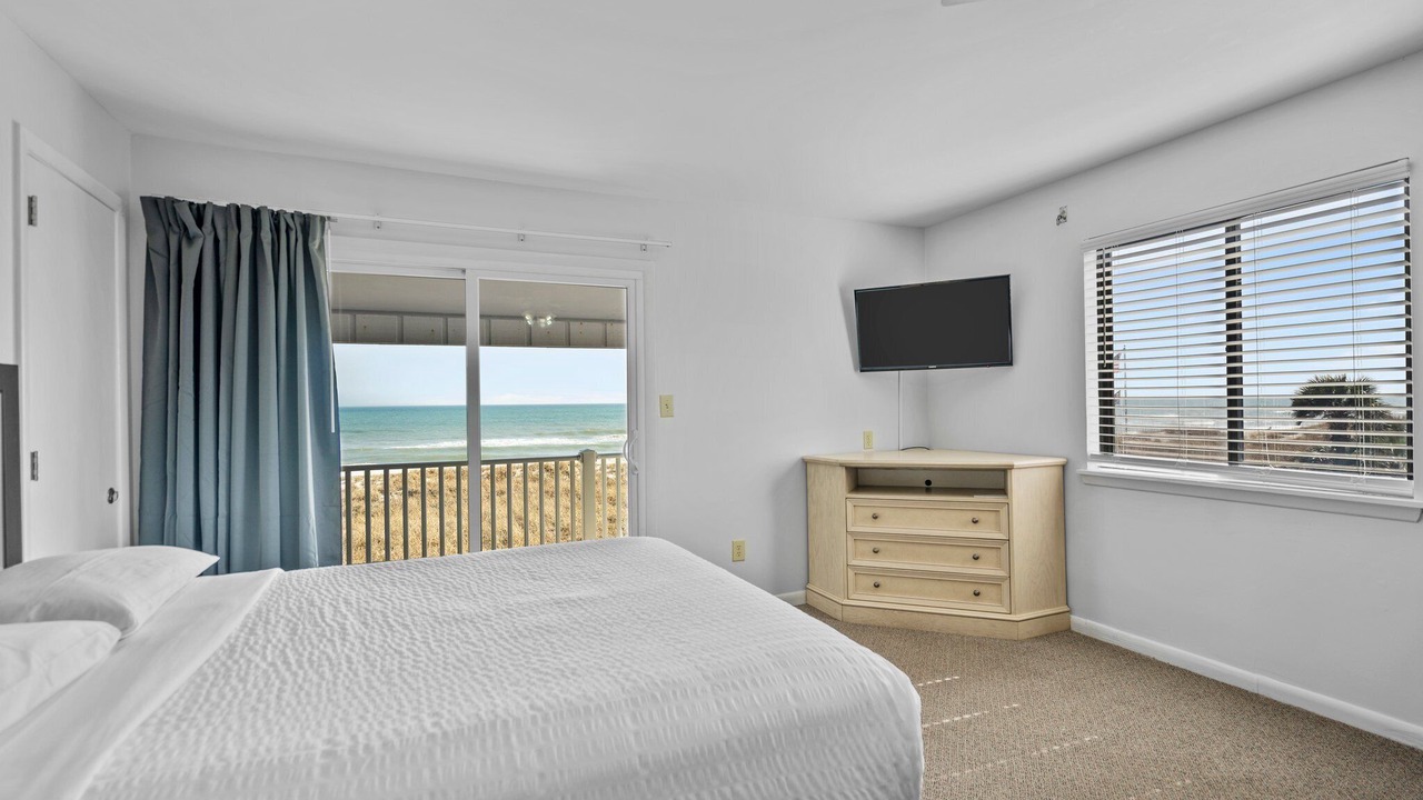 Photo of Bedroom in North Carolina Coast