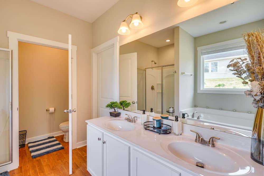 Photo of Bathroom in Ramseur
