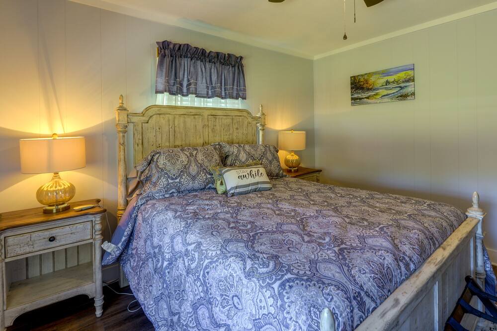 Photo of Bedroom in Arapahoe