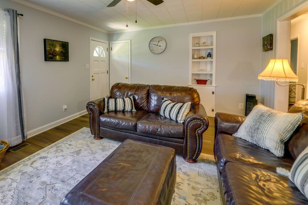 Photo of Livingroom in Arapahoe