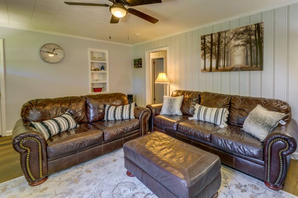 Photo of Livingroom in Arapahoe