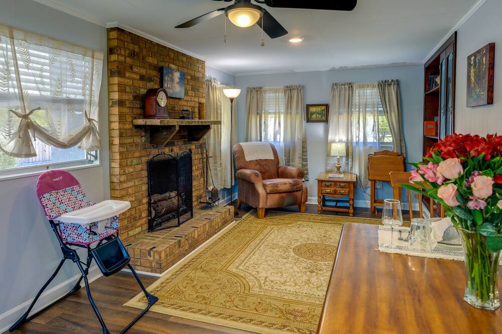 Photo of Livingroom in Arapahoe