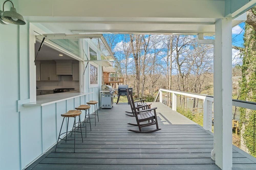 Photo of Outdoor in Dixie - Berryhill
