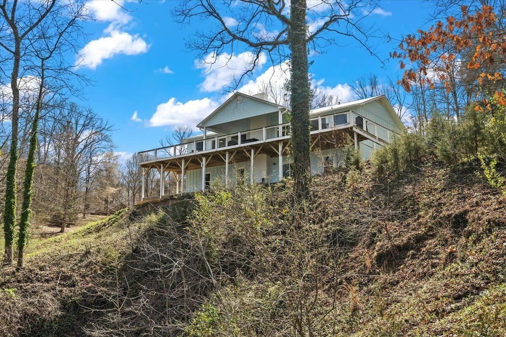Photo of Outdoor in Dixie - Berryhill