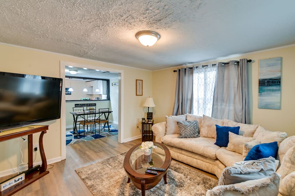 Photo of Bedroom in South View