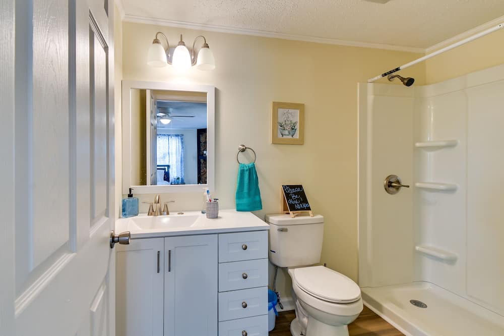 Photo of Bathroom in South View