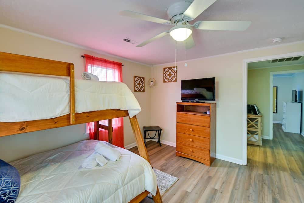 Photo of Bedroom in South View