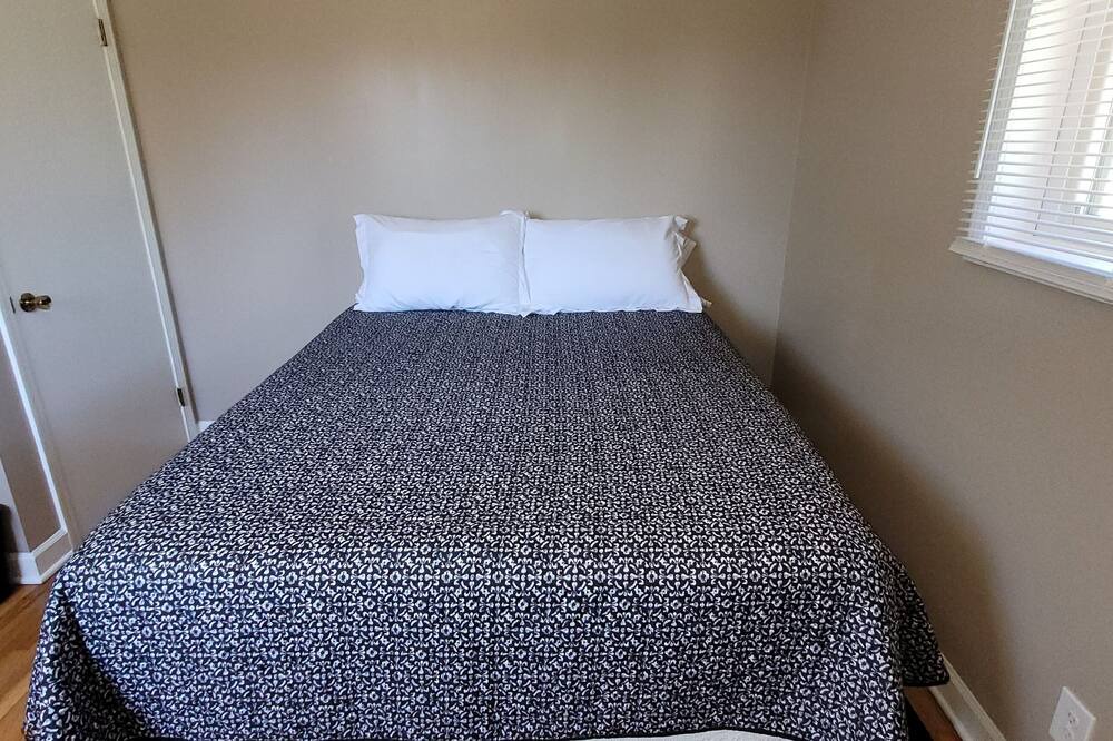Photo of Bedroom in Dobson