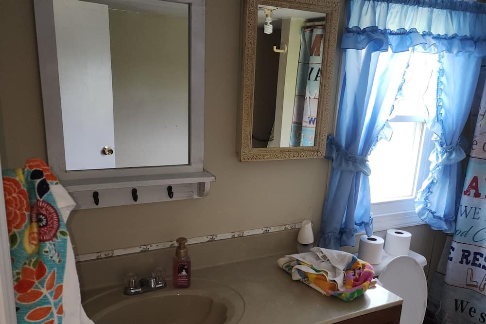 Photo of Bathroom in Traphill