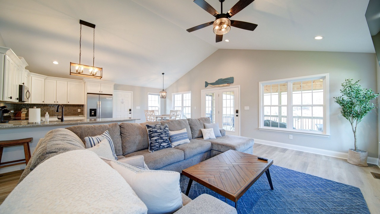 Photo of Livingroom in Southmont