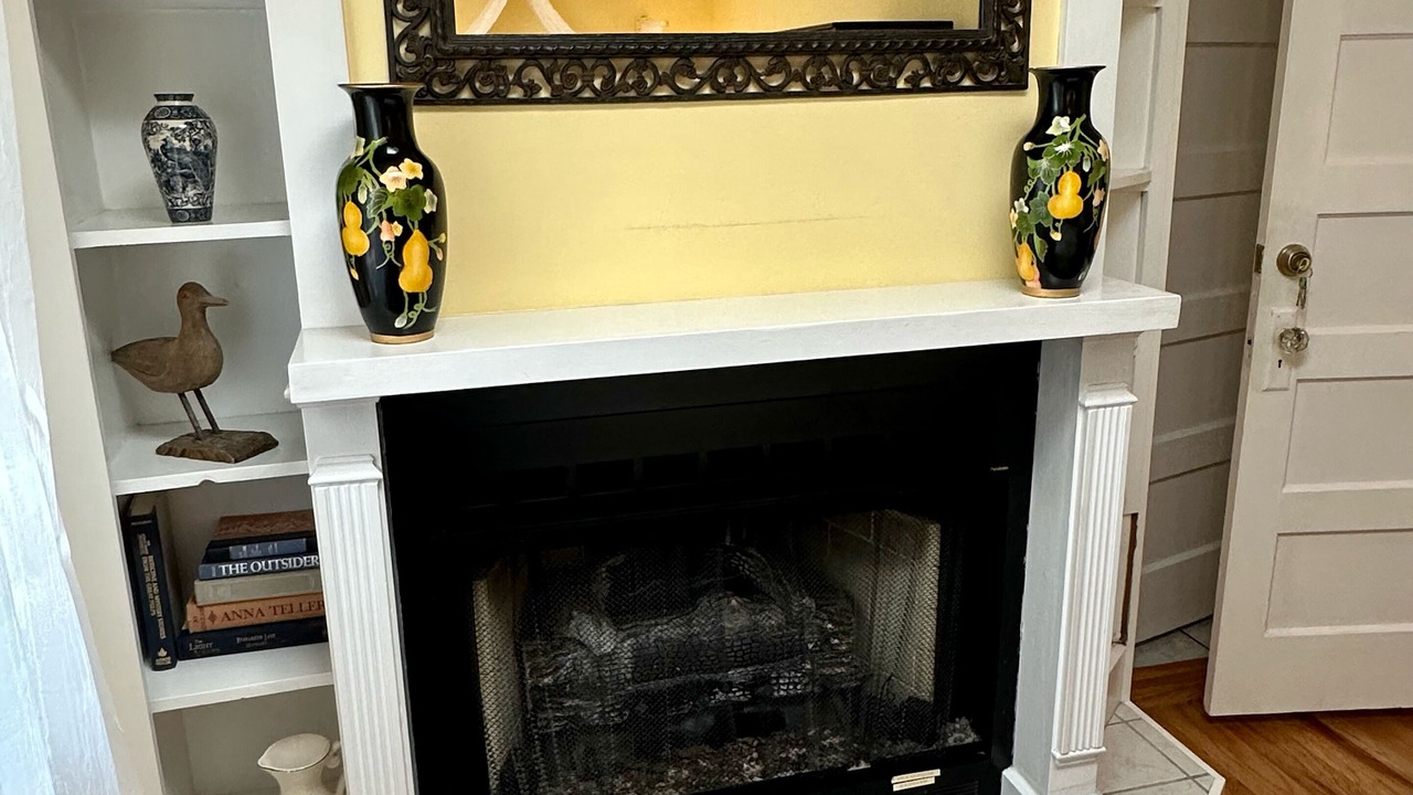 Photo of Bedroom in Black Mountain