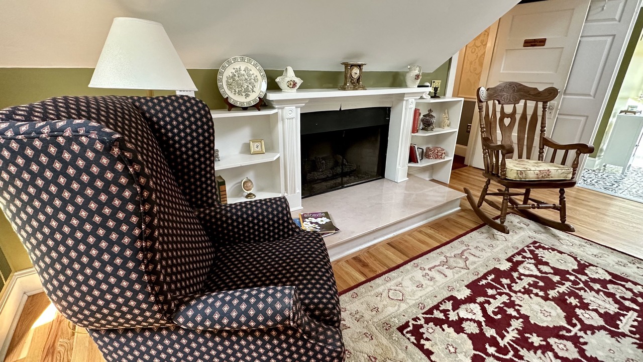 Photo of Bedroom in Black Mountain