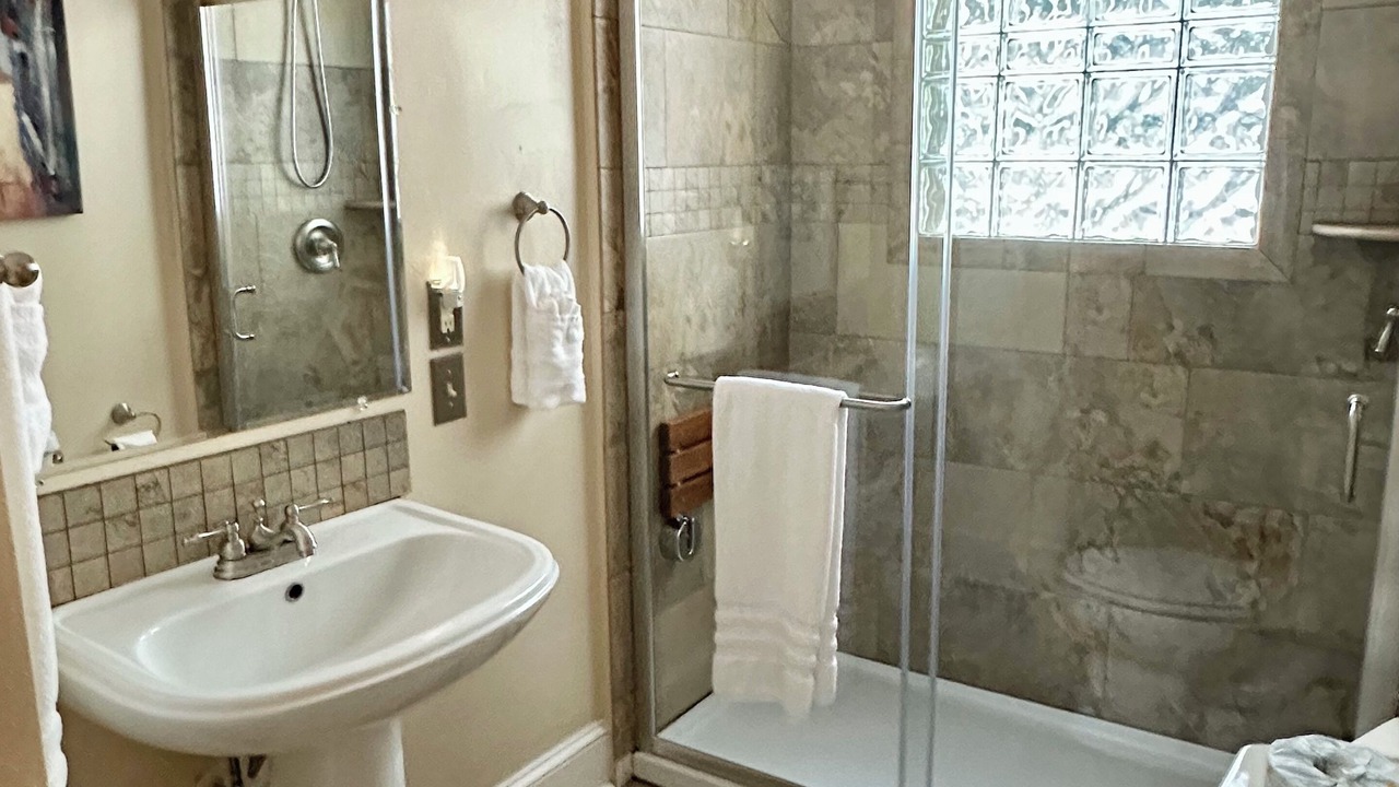 Photo of Bathroom in Black Mountain