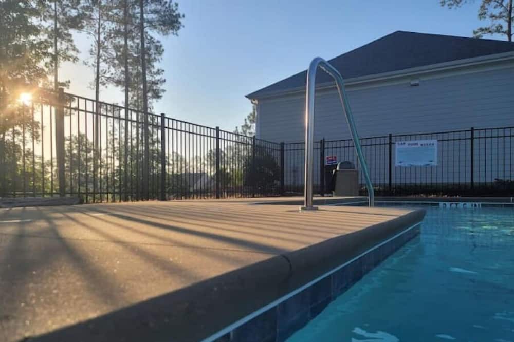 Photo of Outdoor in Spring Lake