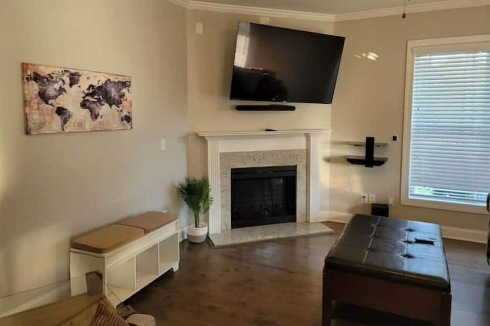 Photo of Livingroom in Spring Lake