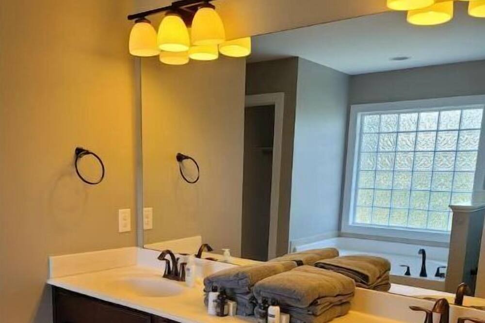 Photo of Bathroom in Spring Lake