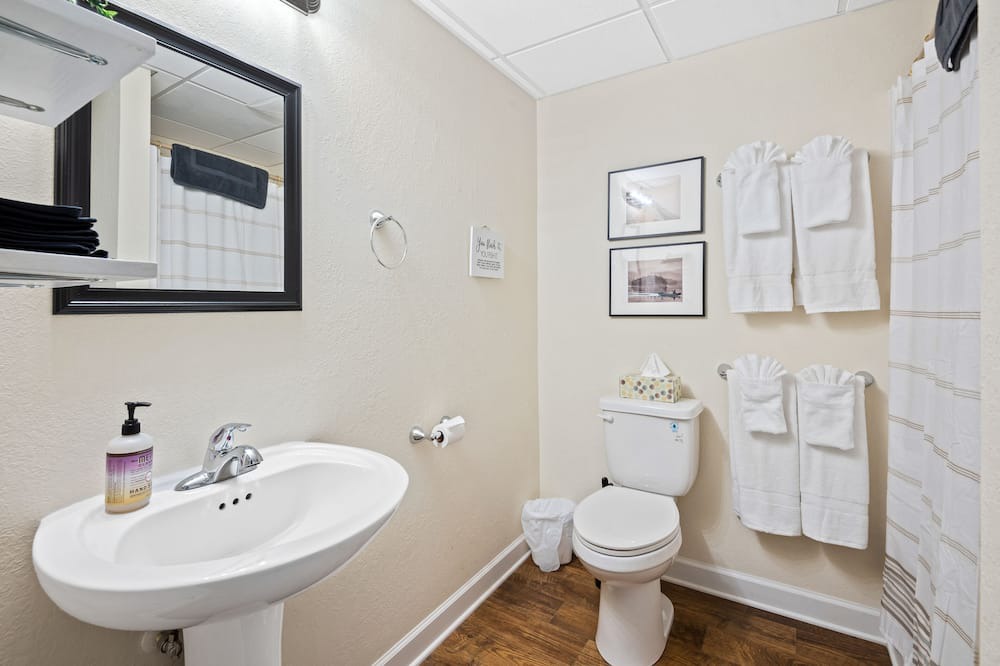 Photo of Bathroom in Bryson City