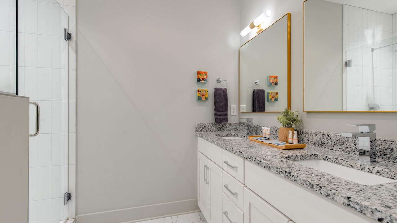 Photo of Bathroom in Talbot's Corner