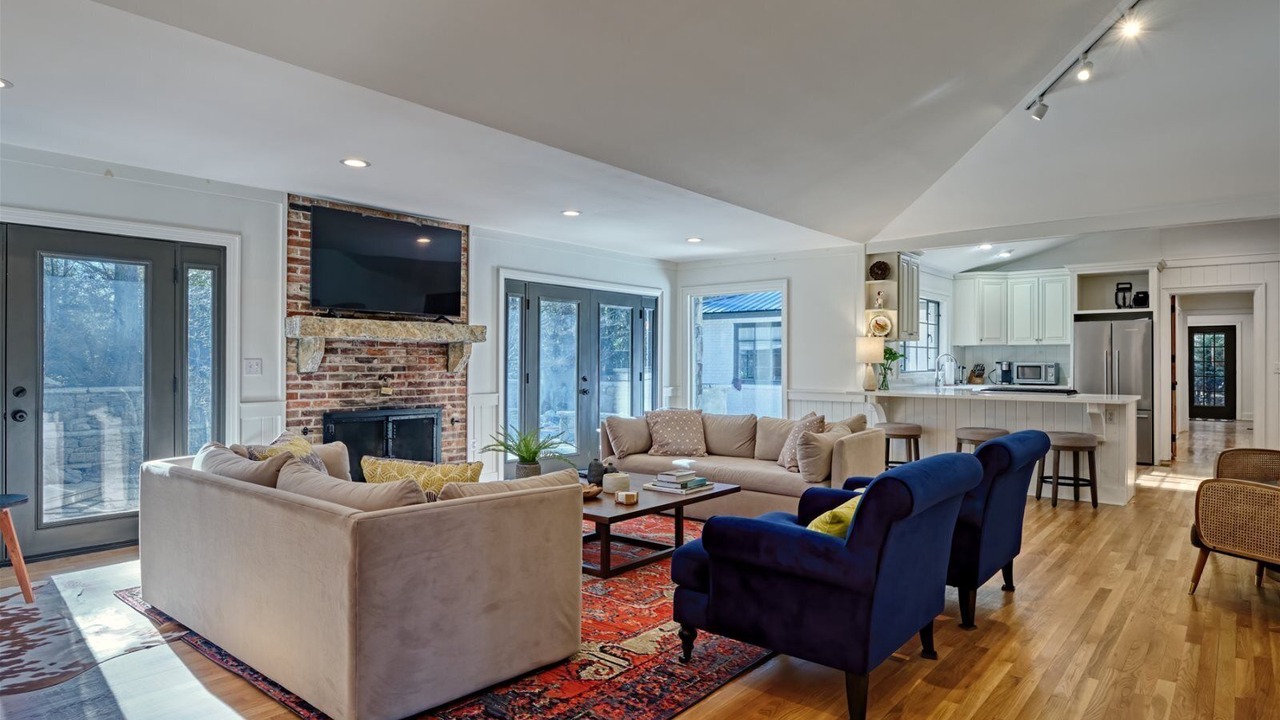 Photo of Livingroom in Cashiers