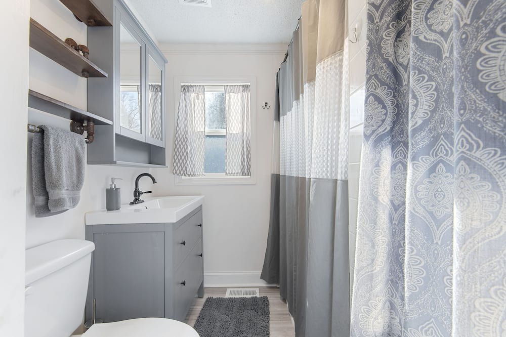 Photo of Bathroom in Gastonia