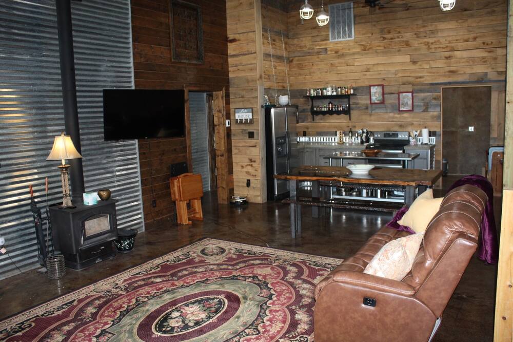 Photo of Livingroom in Jasper