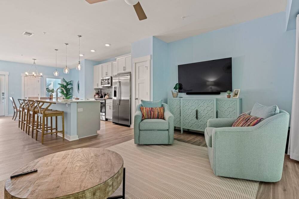 Photo of Livingroom in Bermuda Bay