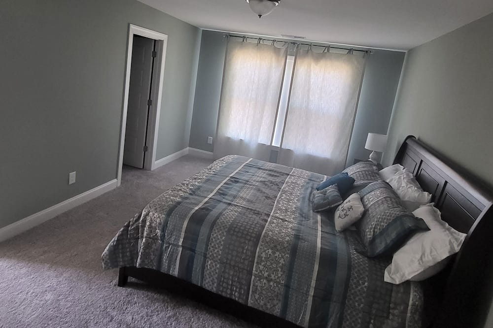 Photo of Bedroom in Wake Forest