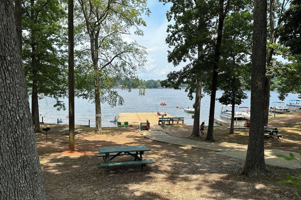 Photo of Outdoor in Wildwood Point