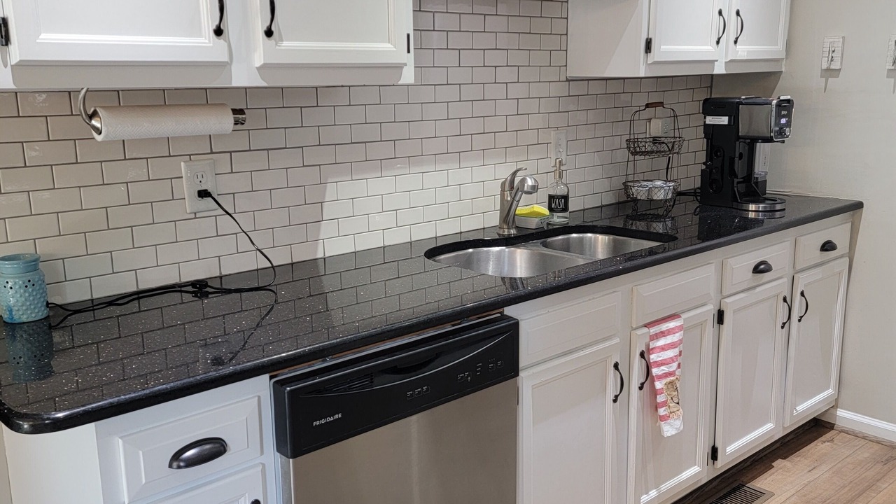 Photo of Kitchen in Southmont