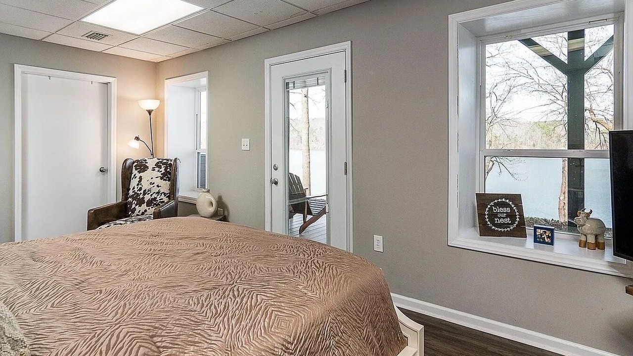 Photo of Bedroom in Claremont